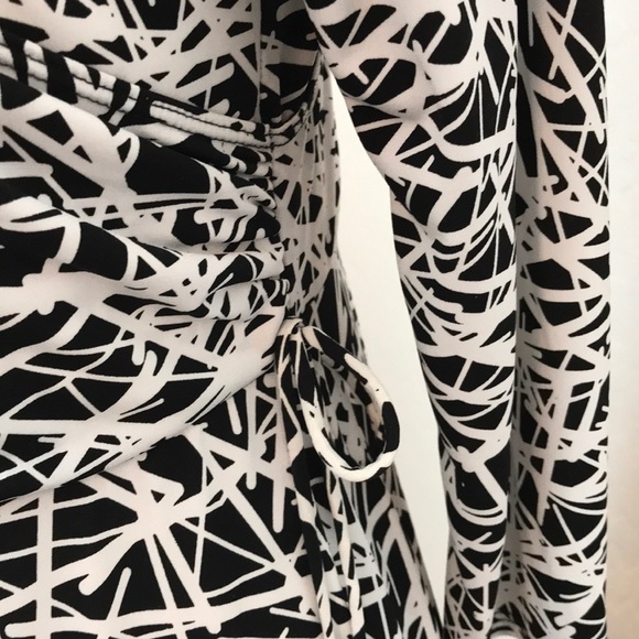 Lily Faux Front & Back Wrap Pullover Knit Dress - Picture 3 of 8